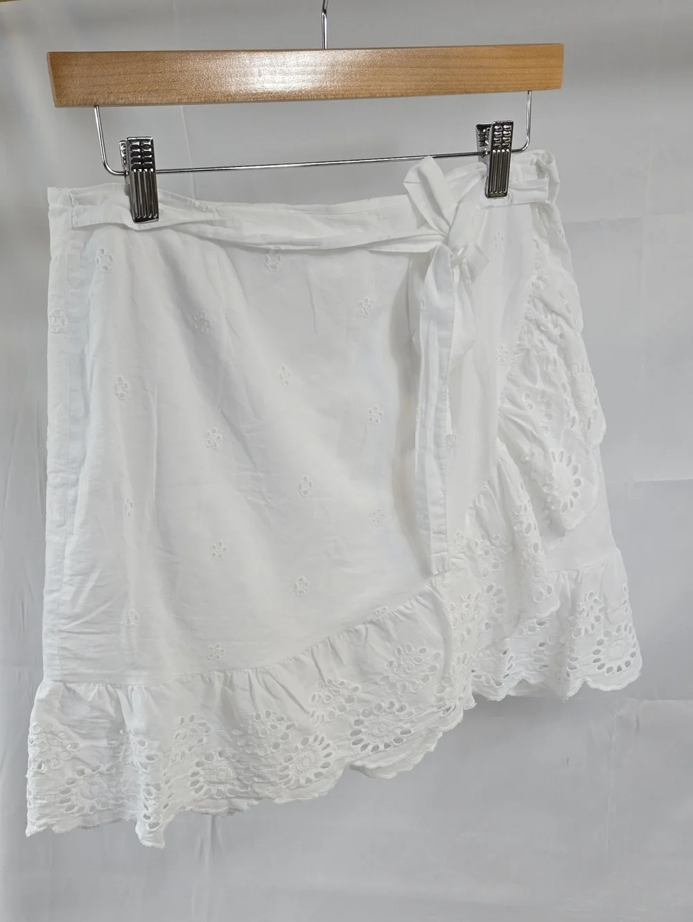 Japna White Eyelet Wrap Skirt with Ruffle Hem Lined Large
